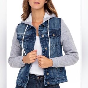 3/$60 Wallflower Denim Hoodie Jacket The Dreamer Fit Size Medium